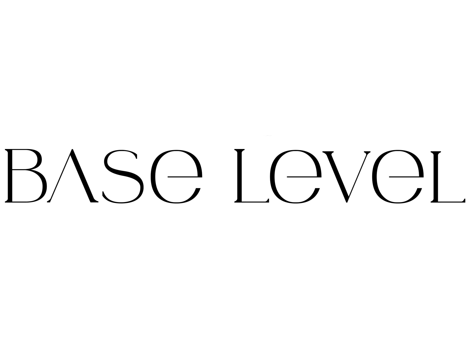 Base Level basic items voor dames - logo