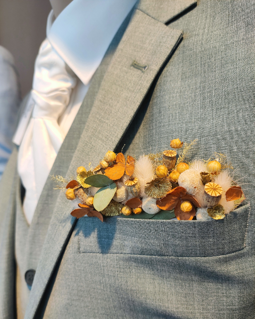 Pochet corsages bloemen moai mei blommen - mode voor de bruidegom trouwkostuum