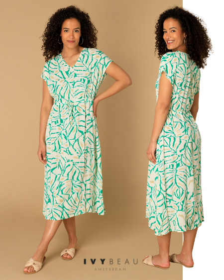 Ivy Beau groene jurk lange jurk dresscode trouwerij - lange zwierige jurk