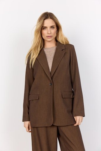 Blazer-Soyaconcept-250715130638.jpg