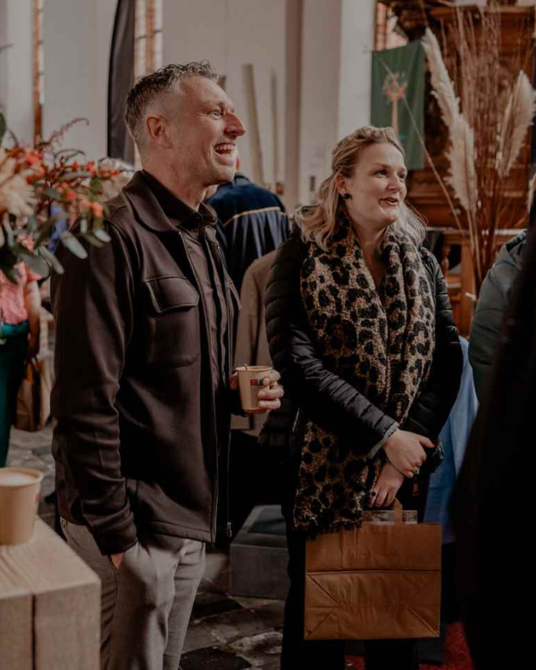 Trouwbeurs NOF Friesland Dokkum trouwlocatie - bruidegom Dijkstra Mode